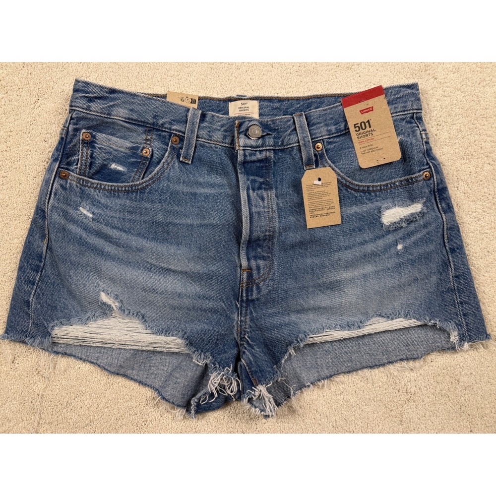 NWT LEVI'S 501 Women's Jean Cutoffs Distressed Button Fly High Rise Sz 33W #1438